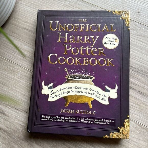 Harry Potter Cookbook and Joke Book Set - Picture 2 of 8